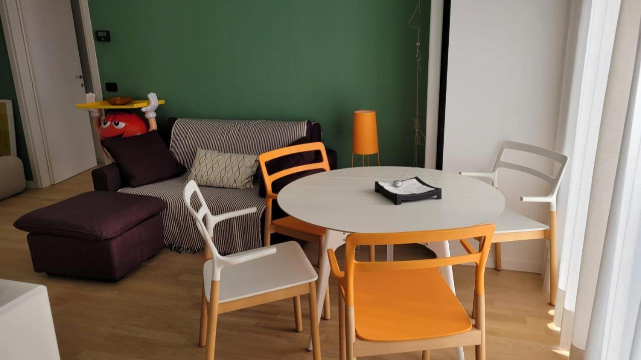 Ferienwohnung Meda Cozy Flat Mailand Exterior foto